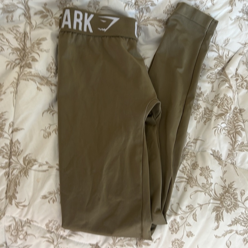 Gymshark leggings olive